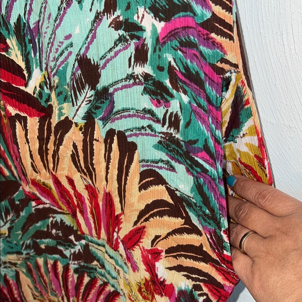 Loungees Tropical Print Maxi Dress with Pockets. - Picture 6 of 7